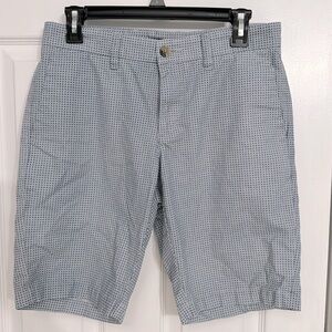 Ben Sherman sz30 9 in blue/white patten short. EUC no rips tears or stains